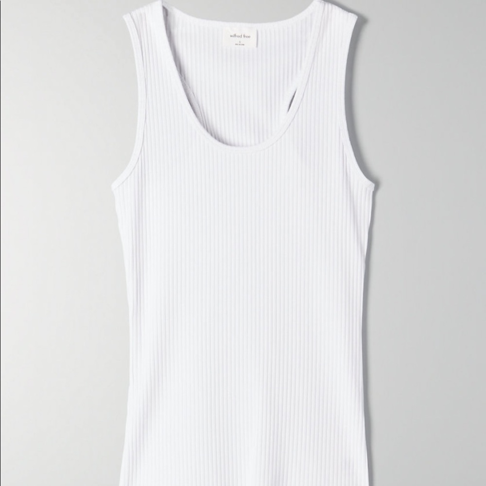 NWT Wilfred Free Kelly Racerback Tank